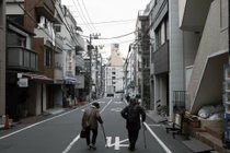 Nhật chấn động khi hai mẹ con chết đói giữa Covid-19