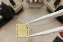 Tích hợp các tế bào bộ nhớ và bộ xử lý, giải pháp cho siêu máy tính tương lai