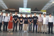 Đón đoàn học sinh thi Olympic Vật lý lần thứ 50 về nước