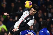 Kỷ lục bật nhảy 2,56 m của Ronaldo bị phá