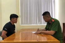 Người giết tình địch ở nhà nghỉ ra đầu thú