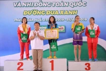 Nữ sinh lớp 7 Hà Nội đoạt giải kép huy chương vàng cuộc thi Bơi cứu đuối học sinh toàn quốc