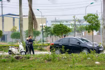 Xe ùn ùn đổ về Đông Triều trong cơn sốt đất ảo