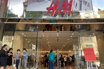 Người dùng Việt Nam kêu gọi tẩy chay H&M
