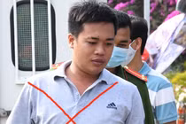 Bắt nghi phạm dâm ô 6 nữ sinh