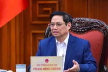 Thủ tướng: Tiêm vắc xin phòng Covid-19 ngay tại nhà, không để sót ai