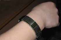 Cẩn trọng khi dùng vòng hạ huyết áp