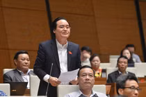 Bộ trưởng Phùng Xuân Nhạ giải trình trước Quốc hội về SGK lớp 1