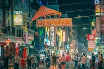 Thí điểm phát triển kinh tế ban đêm 