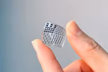 Da điện tử  có các chức năng tự nhiên của da người