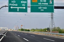Cao tốc Hà Nội - Hải Phòng thu phí trở lại sau 1 tháng giảm giá