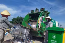 TP. Bắc Giang: Tăng cường công tác thu gom rác phòng, chống dịch Covid-19