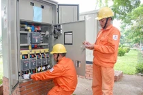 Tiêu thụ điện lần đầu vượt ngưỡng 42.000MW