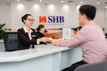 Tưng bừng sinh nhật 28 năm: SHB tri ân khách hàng 28.000 quà tặng