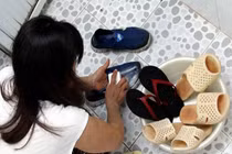 Loại bỏ ngứa, hôi chân, nấm mốc từ giầy