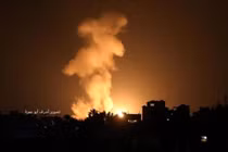 Không quân Israel lại không kích Hamas trên Dải Gaza