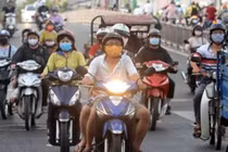 4 lý do chưa nên bắt buộc xe máy bật đèn ban ngày