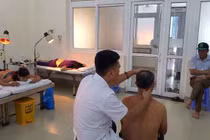 Cách xoa bóp bấm huyết trị đau vai gáy