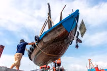 Đà Nẵng khuyến cáo người dân không ra khỏi nhà từ 12h trưa mai