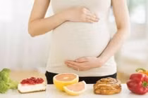 Bổ sung axit folic cho bà mẹ mang thai