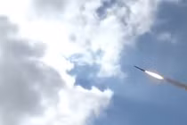 UAV và tên lửa Houthi tiếp tục dồn dập tấn công Ả rập Xê út 