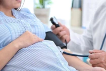  Bị sản giật do chỉ siêu âm không khám thai