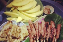  Cẩn thận khi ăn nem chua 