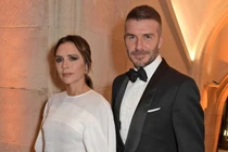 Công ty thời trang của Victoria Beckham bên bờ vực sụp đổ