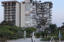 Người sống sót kể khoảnh khắc chung cư 12 tầng sập