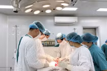 07 giờ “cân não” cứu bệnh nhân băng huyết quá nặng vì tự ý phá thai