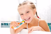 Chọn kem đánh răng thích hợp cho trẻ em