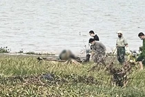 Vụ thi thể bị trói vào tảng đá trôi trên biển: Có thể là án mạng, phi tang xác