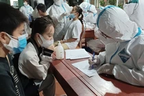 Sáng 30/10: Dịch cộng đồng lan rộng khó kiểm soát