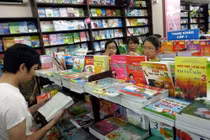 NXB Giáo dục Việt Nam nói gì về việc chi thù lao cho lãnh đạo Sở biên soạn SGK?