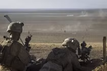 Quân đội Mỹ và thánh chiến diễn tập bắn đạn thật, cảnh báo quân đội Syria ở cửa khẩu al-Tanf