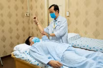 Châm cứu phục hồi vận động sau đột quỵ não