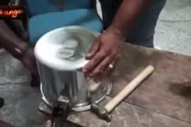 Hành khách giấu 700 gram vàng trong đáy nồi áp suất