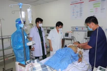 Hội chẩn telemedicine và cấp cứu trực thăng cho bệnh nhân Trường Sa bị nhồi máu cơ tim