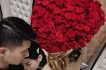 Lệ Quyên công khai ngọt ngào, gọi Lâm Bảo Châu là “chồng”