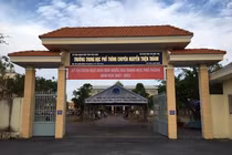 Thêm đơn tố giác thầy giáo trường chuyên ở Trà Vinh xâm hại học sinh