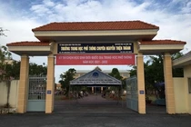 Thêm đơn tố giác thầy giáo trường chuyên ở Trà Vinh xâm hại học sinh