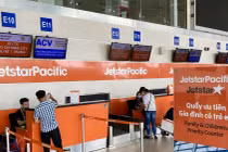 Pacific Airlines xin lỗi hành khách vì bán vé vượt số lượng chuyến bay