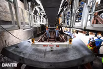 "Quái vật" 850 tấn đào hầm đường sắt Nhổn - ga Hà Nội lần đầu chạy thử