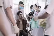 Xe khách rơi xuống vực, 6 người tử vong, 30 người bị thương