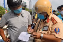 TPHCM: CSGT ra quân tổng kiểm soát phương tiện giao thông cơ giới đường bộ