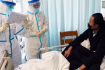Chuyên gia Trung Quốc: Bệnh nhân khỏi bệnh vẫn có thể truyền virus corona