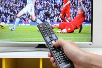 Lý do nên mở tivi hàng ngày