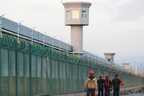 Trung Quốc 'trả miếng' Mỹ về vấn đề Tân Cương