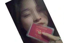 Sự thật bất ngờ về "tấm thẻ đỏ quyền lực" của hot girl Hà Nội