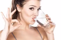 Mùa lạnh, những thời điểm nên hạn chế bổ sung nước